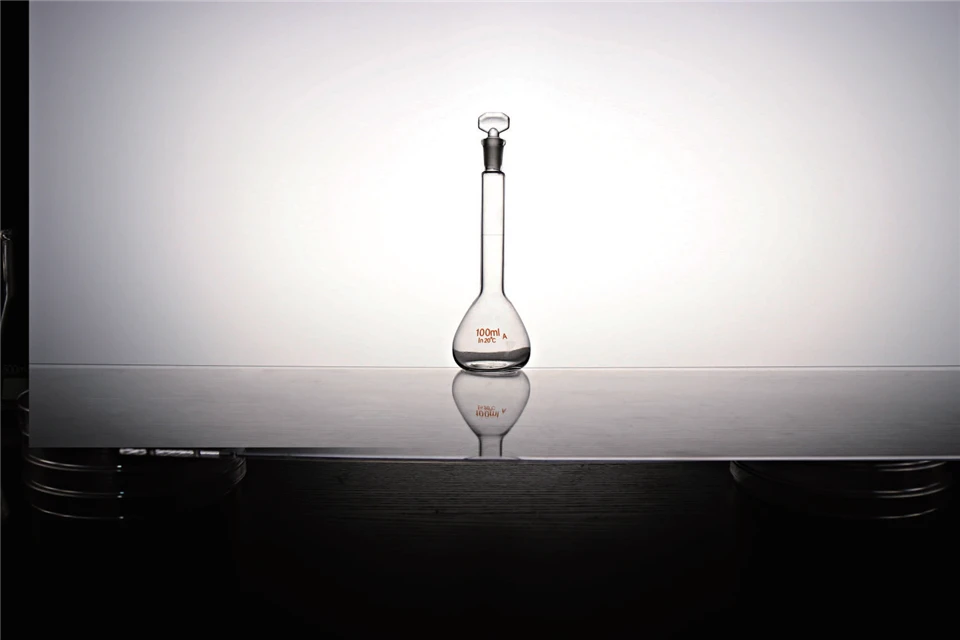Borosilicate Glass Volumetric Flask suppliers
